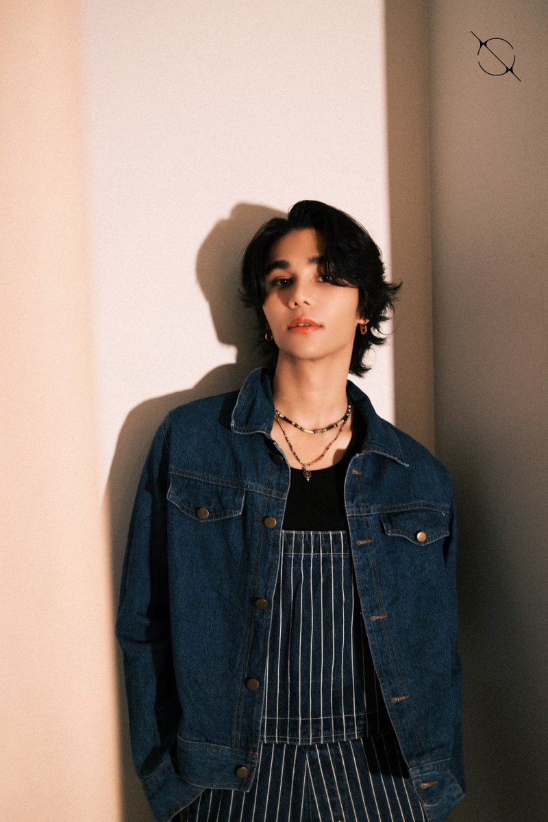studio_onsaturn's tweet photo. ☔️จะเหงาเพราะฝน หรือโทษฝนเพราะเหงา แต่คุณวันเสาร์  ไม่กินเกาเหลา แค่พกปลาเก๋า ไว้ในกระเป๋า แล้วเหมารถไป..

…เหนื่อยเหมือนกันนะ

#JeffSaturXSIR5 https://t.co/7tgqpl2dCK