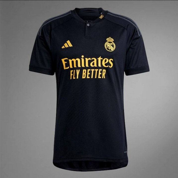 Madridismoreal's tweet photo. SORTEO EXPRESS 🎁

Sorteo de una camiseta con dorsal a elegir entre todos los que:

1- Adivinen el resultado del Athletic 🆚 Real Madrid.
2- Den RT a este tuit. 
3 - Sigan a @RosterSpain. 

TODOS A PARTICIPAR 🍀🍀 https://t.co/8AnkRkh0WZ