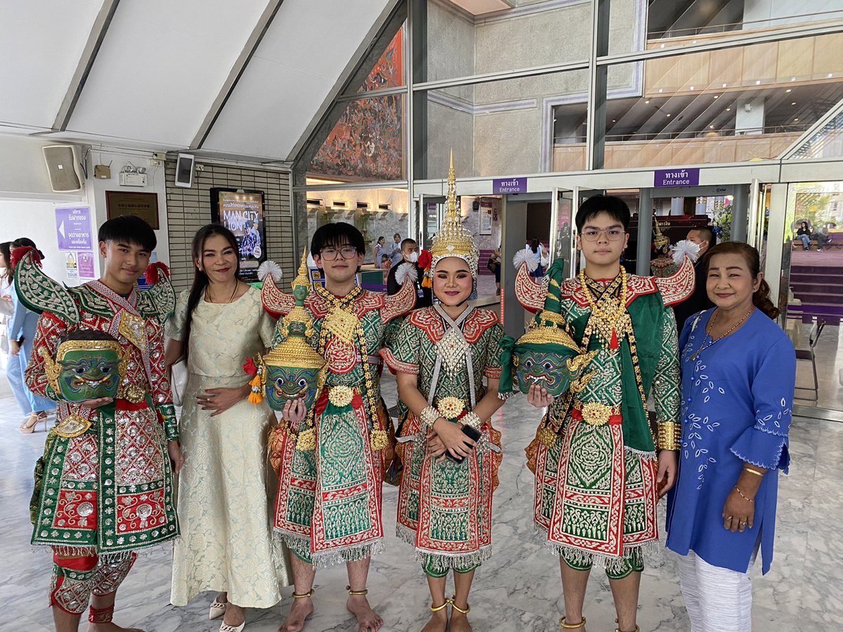 Bibleofficial_'s tweet image. บรรยากาศในงานวันนี้ค่าาา เก่งกันทุกคนเลยยย 🤍

#Bbiblect 
#ศึกพรหมาสตร์ #spsm