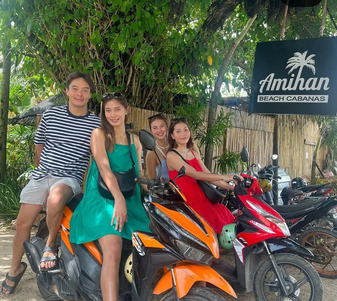 IvylityOfficial's tweet photo. When in Paradise 🌴🌊☁️

#ivylityofficial 
#SolidFam https://t.co/Xash0Cm6B6