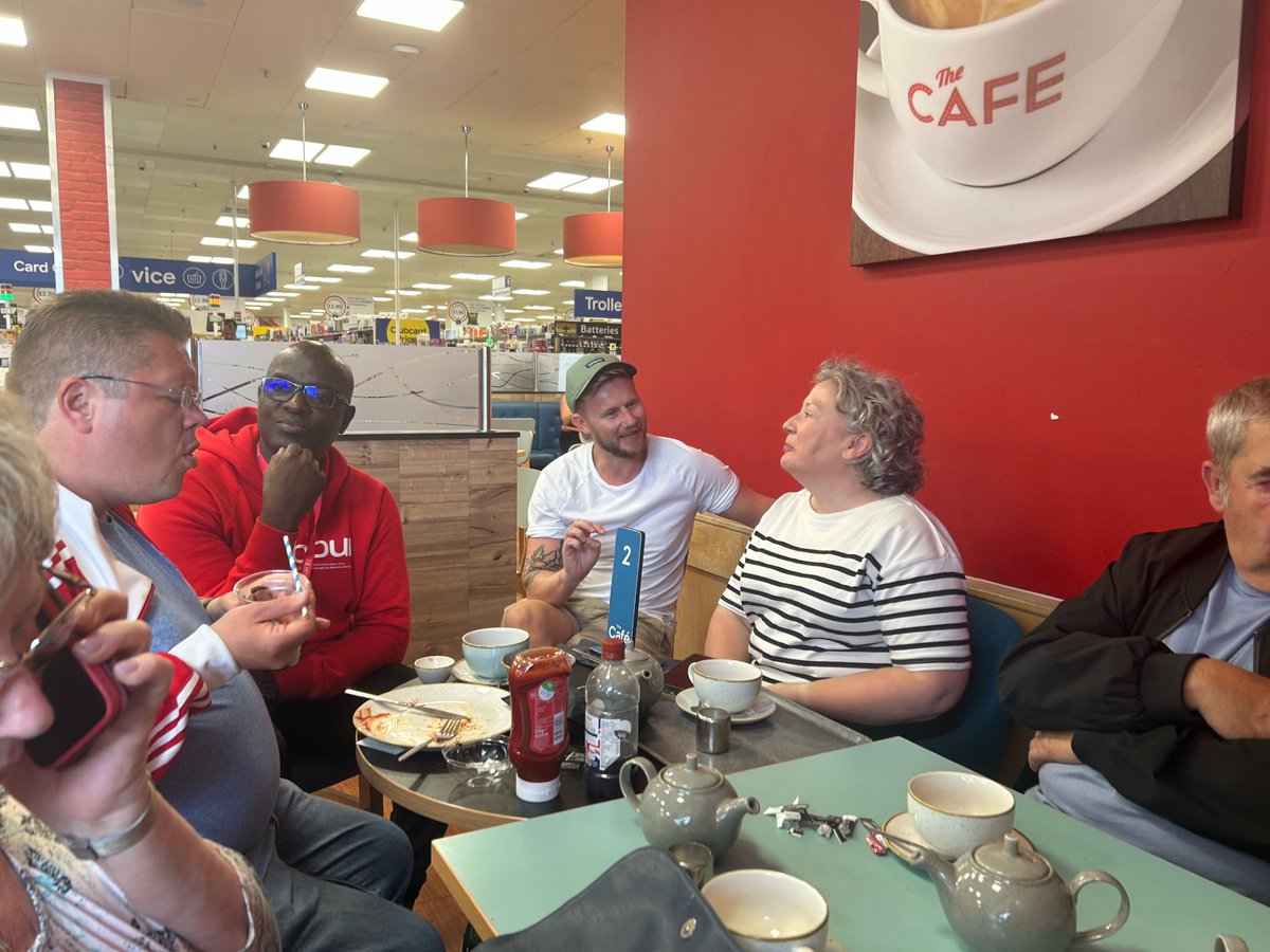 Today the Manchester Labour Team turned out in force for the Brooklands Launch. Well done and thank you to all for your support. #manchesterlabour #labourparty #labour #byelection #wythenshawe #brooklands #manchester