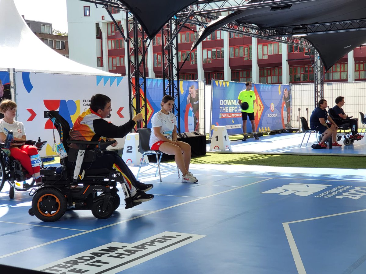 _FEDPC_'s tweet photo. 📢 Amagoia Arrieta conquista el ORO 🥇 en BC1 en el Europeo de boccia 🔵🔴⚪️ en Rotterdam 🇳🇱 Es uno de los mayores logros para España en este deporte en los últimos años 👏

Toda la información 📰 en el siguiente enlace 👇
https://t.co/O6SCk64QtM https://t.co/DVFk3KzvHw