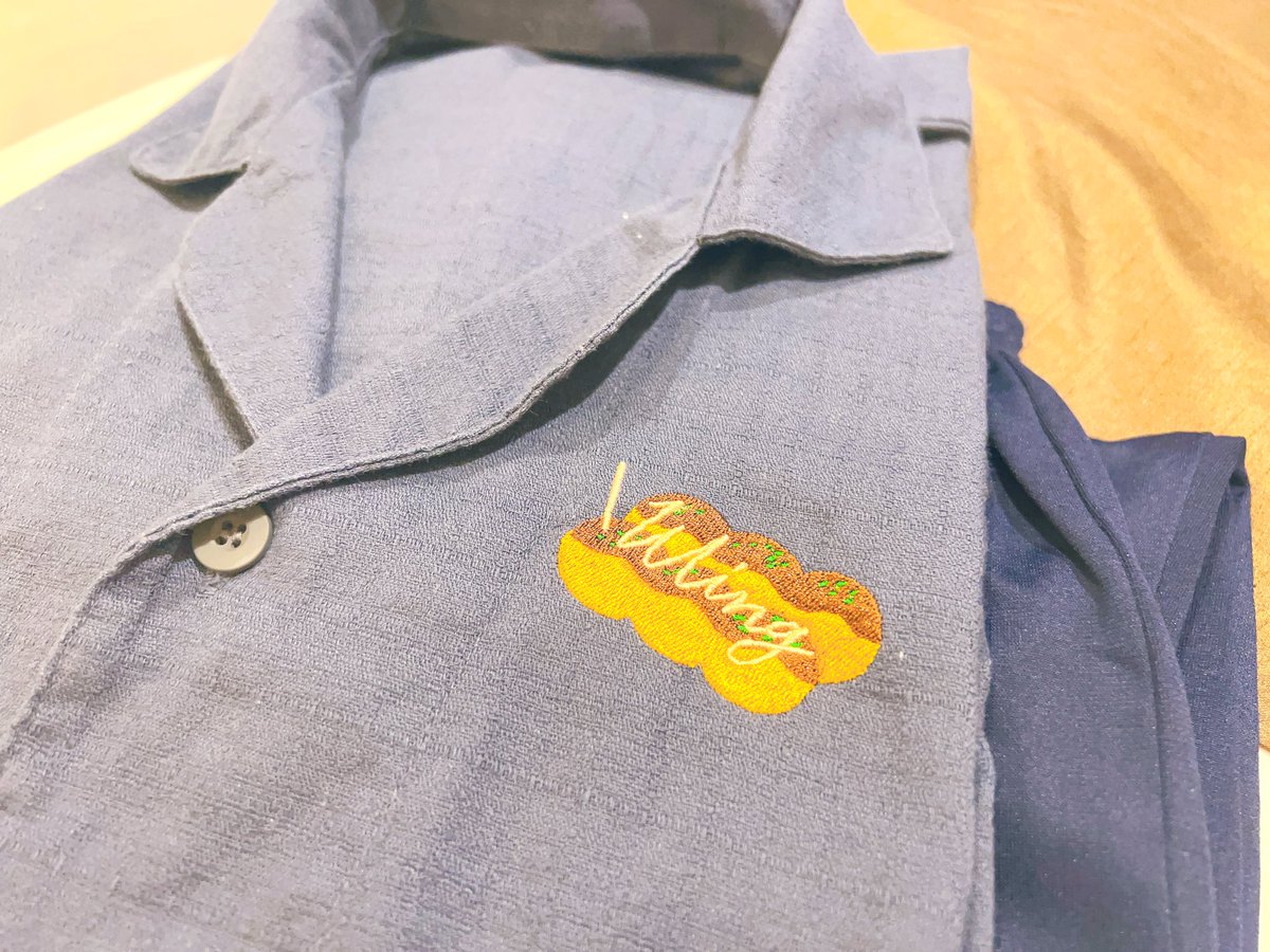_pokosuke_'s tweet photo. 大阪のホテルのパジャマ
よく見たらたこ焼きの刺繍！ほての名前はマヨネーズかな？可愛い🐙

#���阪　#新世界　#関西　#旅行　#ホテル　#ホテルウィング　#パジャマ　#かわいい https://t.co/rpTnE07Xym