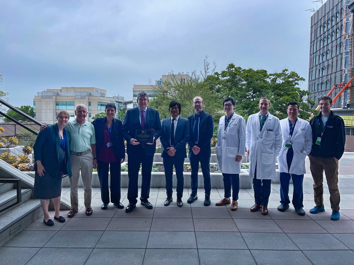 SoCalYuman's tweet image. Wonderful visit by Dr. James Rocco to our department. Learned the importance of estrogen receptors in the progression of head and neck cancers. Looking forward to future collaborations with his team @OhioStateENT in cancer therapies. #MoreCuresLessInvasive @CityofHopeSurg