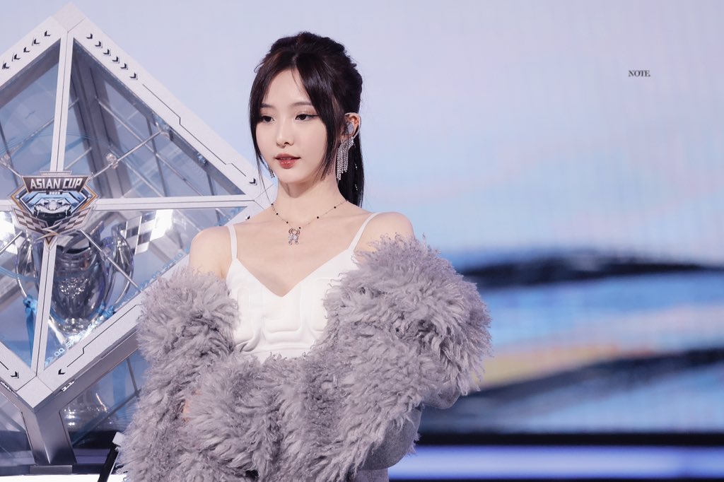 NotetoNENE tweet media