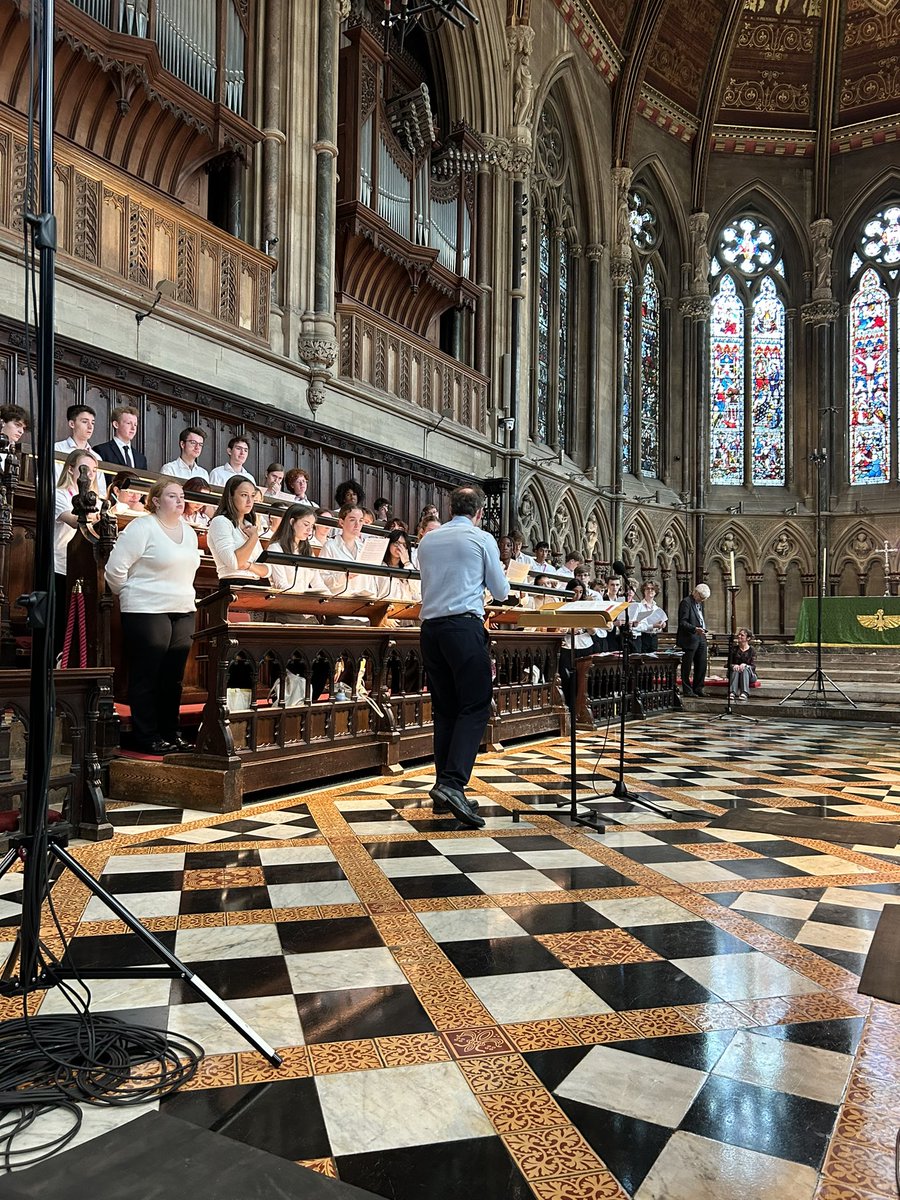 After yesterday’s <a href="/RodolfusFound/">Rodolfus Foundation</a> evensong <a href="/Kings_College/">King's College, Cambridge</a>, time now for a <a href="/BBCRadio3/">BBC Radio 3</a> recording <a href="/stjohnscam/">St John's College, Cambridge</a>.

A privilege to work with these committed singers and a total joy to witness such enthusiasm for choral music, both here in Cambridge and on the Junior Course <a href="/WellingtonUK/">Wellington College</a>