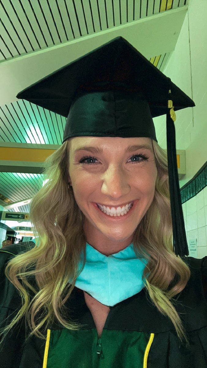 Moorea Long tweet media