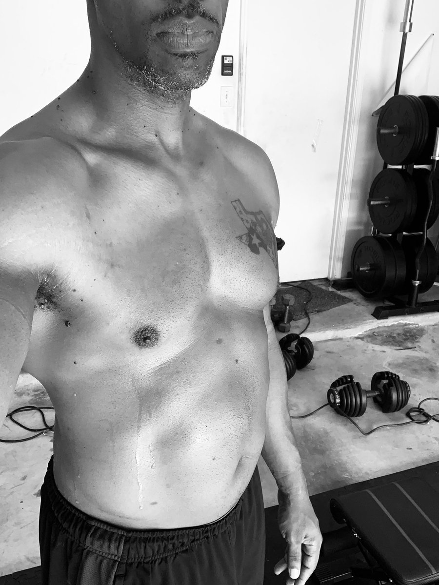 jlabayouboy's tweet image. What is your health worth to you? Eat clean. Drink water. Exercise. December ➡️August   228➡️195
#optavia