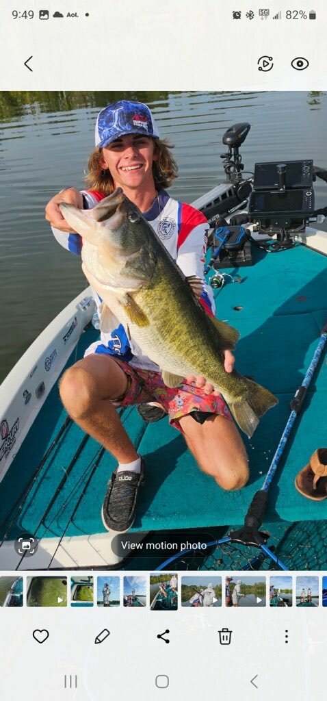 SammieLSmith33's tweet photo. Clayburn Reed bringing a double digit one to scale, FCA Outdoors Bass Classic!!! https://t.co/rS3j53NOWr
