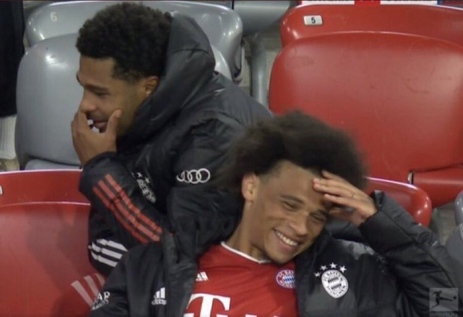 RemarksFootball's tweet photo. If you ever feel stupid remember Man United spent 180M on Sancho and Antony while Martinelli and Saka cost Arsenal only 6M. 😭😭 https://t.co/xfzc5lU5wN