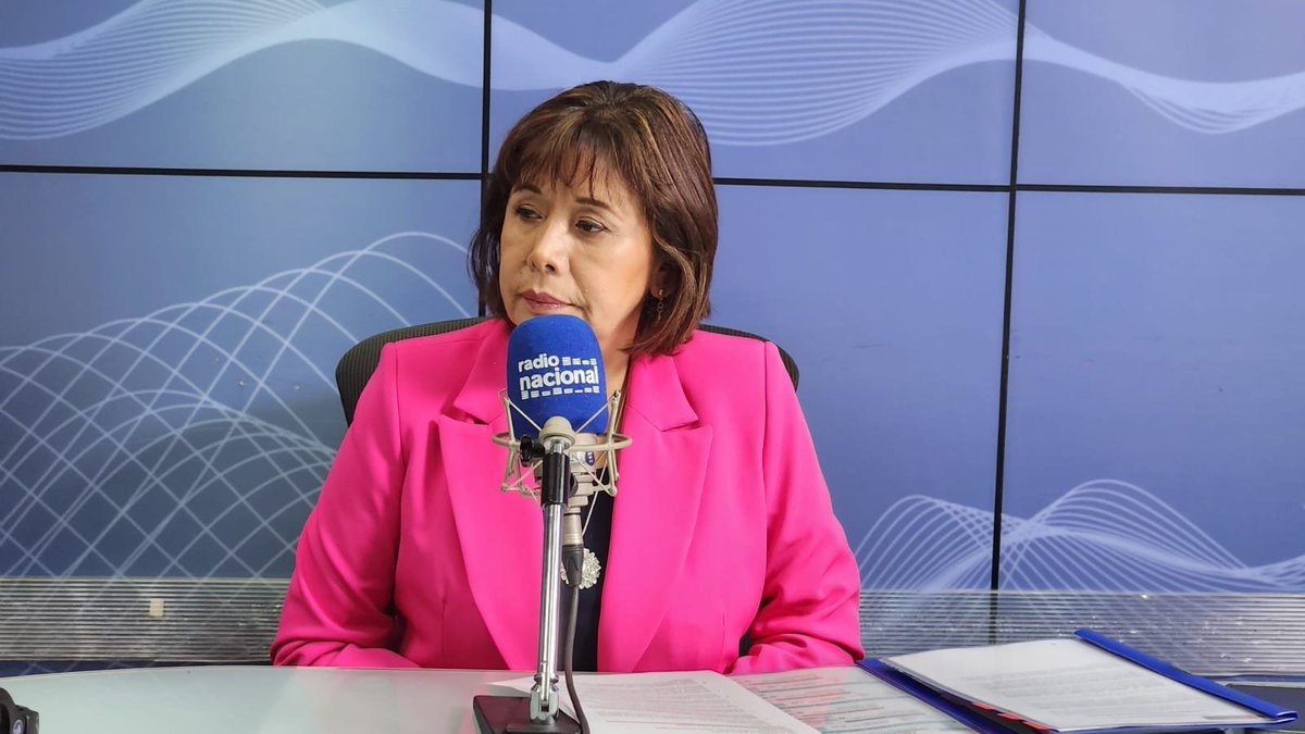 RadioNacionalFM's tweet photo. 🔵"En nuestro país el aborto terapéutico ya ha sido aprobado hace bastante tiempo. Hoy vemos que se aplica en defensa de una niña para salvaguardar su salud física y mental", declaró la titular del @MimpPeru, Nancy Tolentino, sobre la decisión del @inmpminsa.
📻103.9 FM https://t.co/WrMYv5qGne