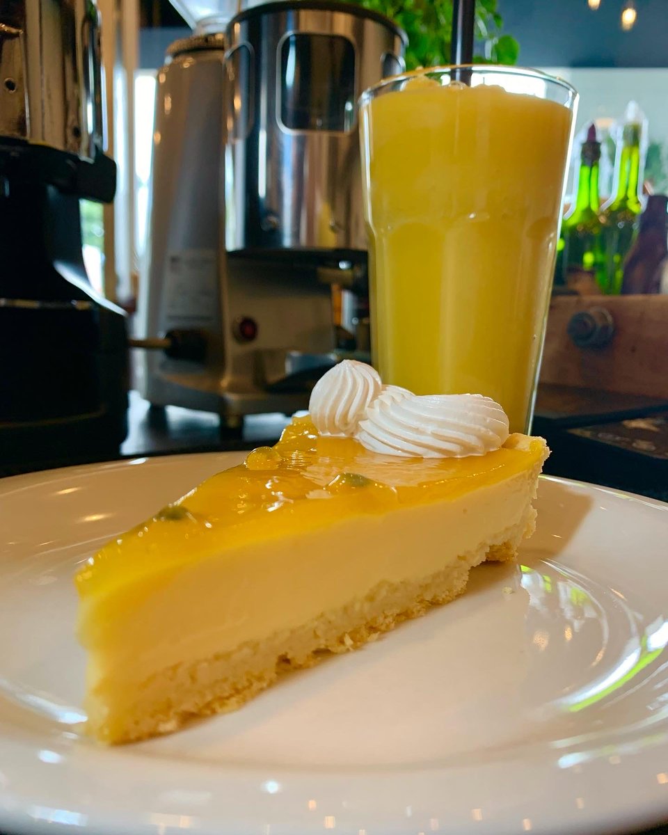 DeleitesPzo's tweet photo. Aquí se viene a Deleitar y a disfrutar sabores únicos que siempre te hacen feliz 

🥟Los pasteles horneados son la sensación 

☕️🥤🧋Tú decides con que los quieres acompañar, todo te va a encantar https://t.co/v8Uee2v8xf