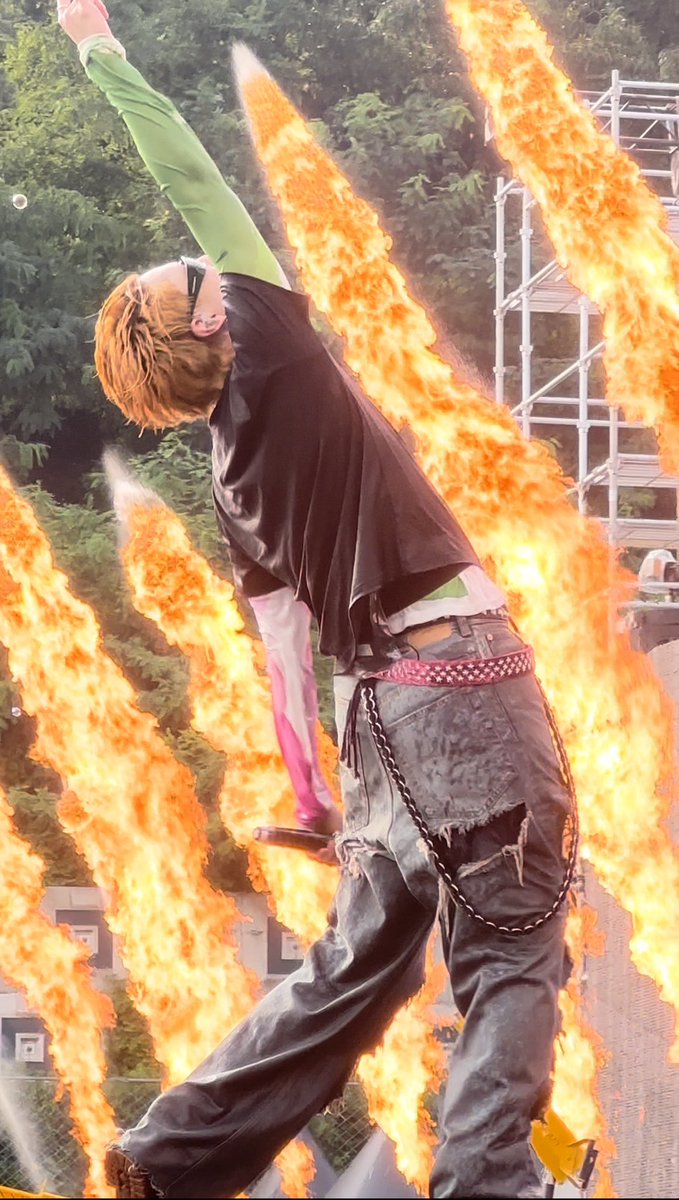 조승연 워터밤에서 물 제일 많이 씀
근데 불도 제일 많이 씀 ㅅ6 𐌅 𐌅 𐌅 𐌅 𐌅 𐌅 𐌅