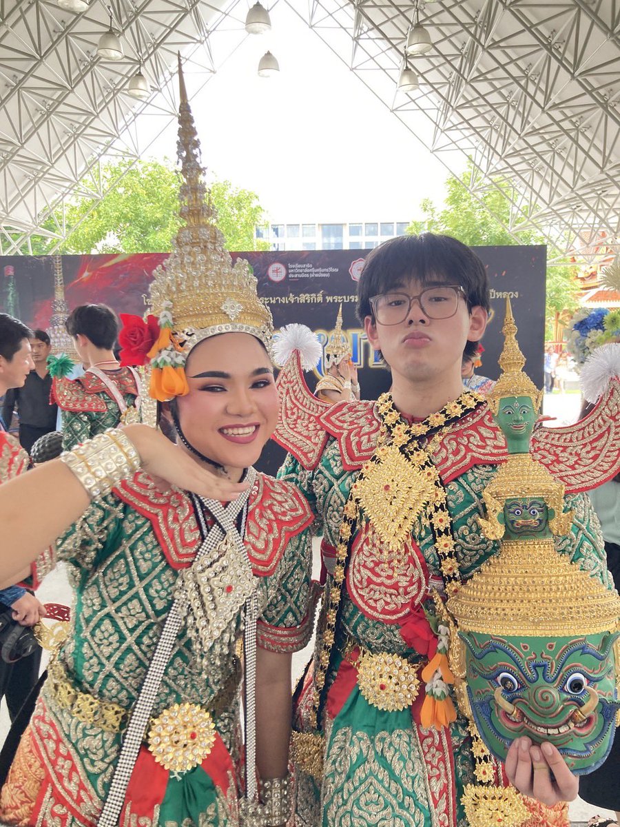 Bibleofficial_'s tweet image. วันนี้ไบเบิ้ลเก่งมาก ภูมิใจในตัวไบเบิ้ลนะ ขอบคุณที่คอยพัฒนาตัวเองอยู่เสมอ ยินดีและดีใจกับทุกๆความสำเร็จของไบเบิ้ลนะ จะคอยเป็นกำลังใจและซัพพอร์ตไบเบิ้ลอยู่ตรงนี้ไปเสมอเลยยยยยย  🤍🤍

#Bbiblect 
#ศึกพรหมาสตร์ #spsm