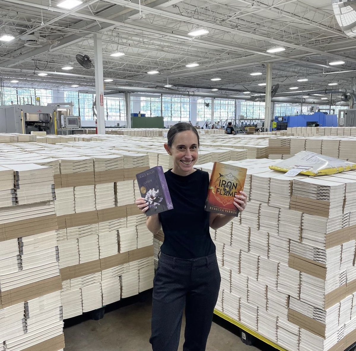 📸 Crave (B&amp;N Exclusive Edition) paperback and Iron Flame via redtowerbooks and stacyabramsedits on Instagram