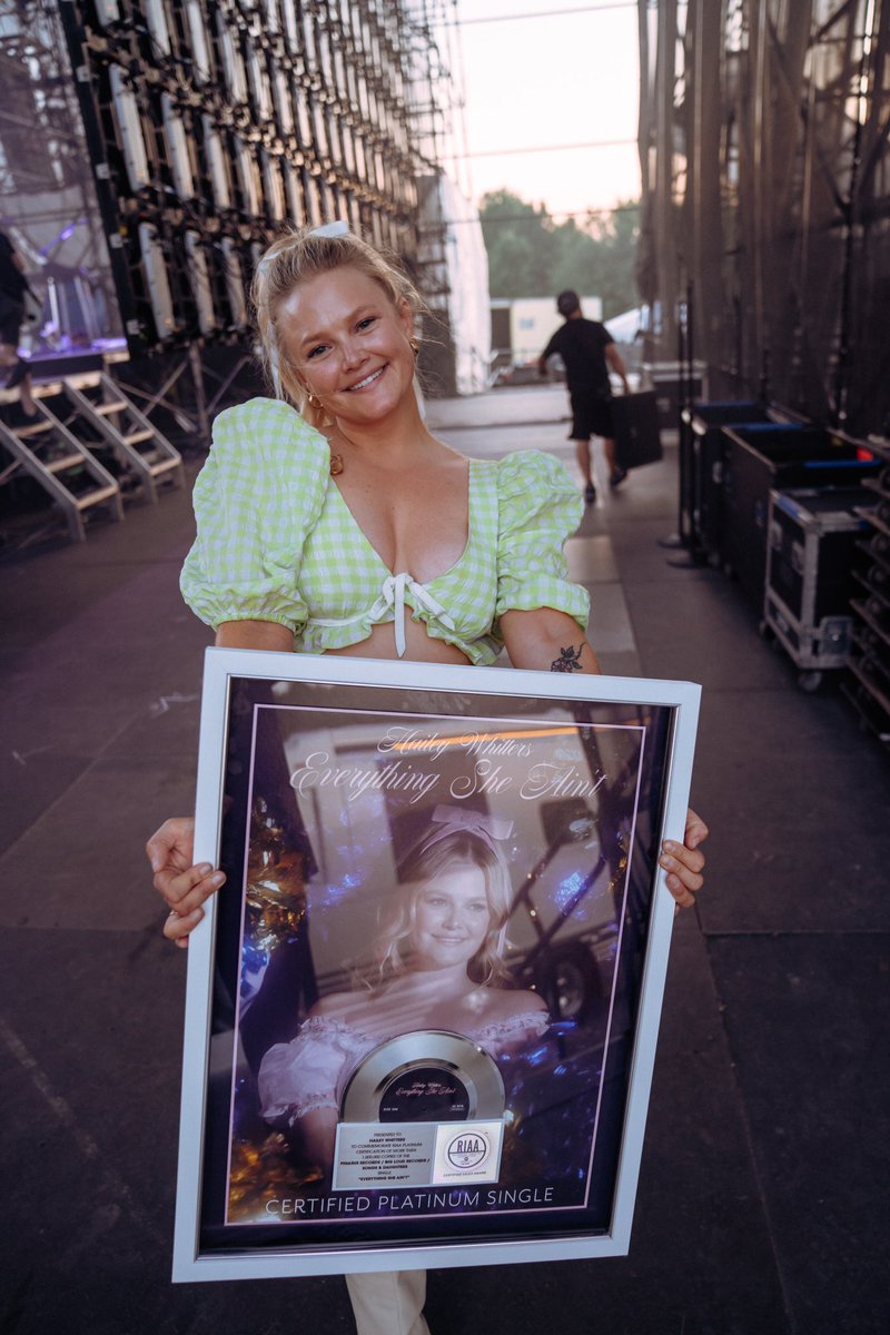 WE PLATINUM BABY 💿🥺😭
