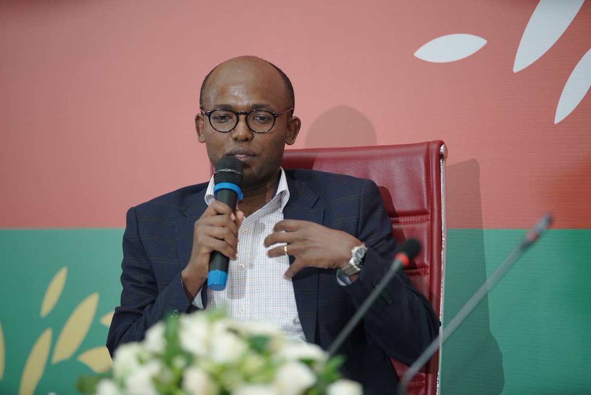 WeyraYouthForum's tweet photo. Our panel moderated by, Selam Yihun, Rotract Ethiopia and Dr. Yinebeb Nigatu, Country Director NMID Et, was on the role of youth in peace.
As Dr.Yinebeb said “In Ethiopia, the youth sacrifices for change, but for it to be sustainable their participation is crucial”
#usaidoti https://t.co/GDfWJRgPQp