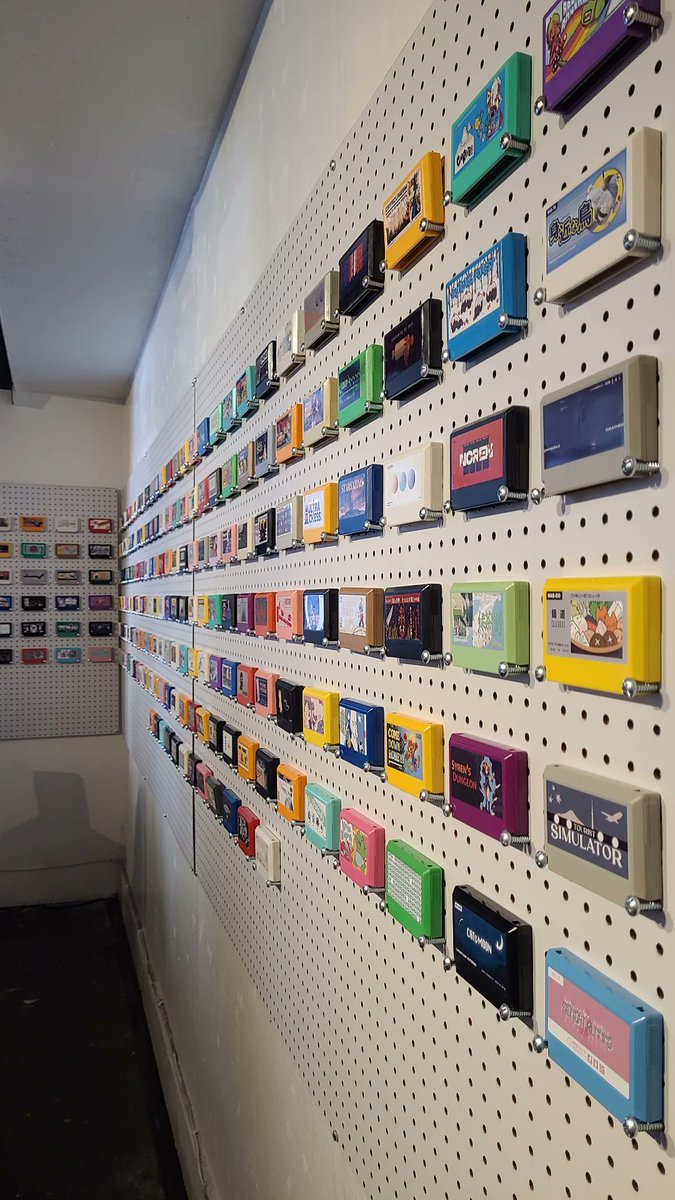 TokenAttraction's tweet photo. #funfindfriday

Made some friends make the pilgrimage to see the My Famicase Exhibition in LA!

The My Famicase Exhibition is an annual famicom game case design competition, where submissions come from around the world. 

1/ https://t.co/5PbBAovfgY