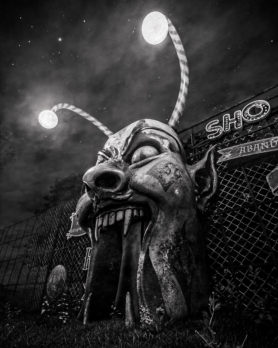 ewa_wierbik's tweet image. Welcome to the carnival part 2.
Blender 3.4/3.6, Substance Painter, Photoshop 

#b3d #madewithsubstance #madewithwacom

Like and repost maybe? 🙂