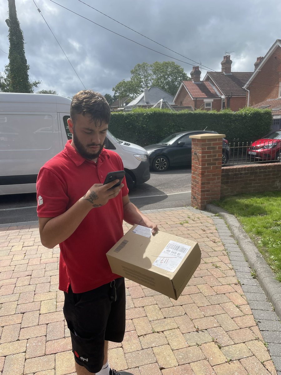 chriskidd's tweet photo. Shocking service from Bradley at #DPD stating he must have photo of an open door, when asked where in T&amp;Cs it says this given a child’s birthday party is ongoing he just says he’ll send the parcel back to @Nike and drove off with child’s present &amp; marked it as refused. https://t.co/S6T6ftSm3y