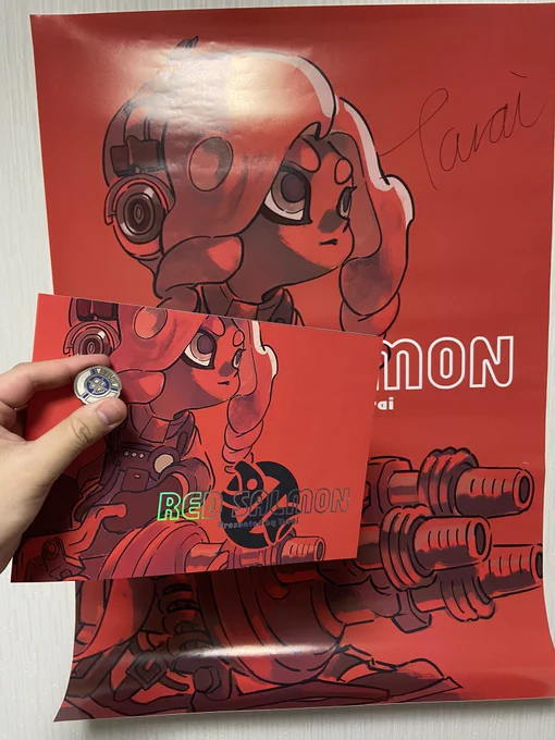 戦利品その3 絵がうますぎるTaraiさんの新刊とかバッジとかサイン入りポスターいただきました!! やっぴーー!! 額縁が欲しいな。
