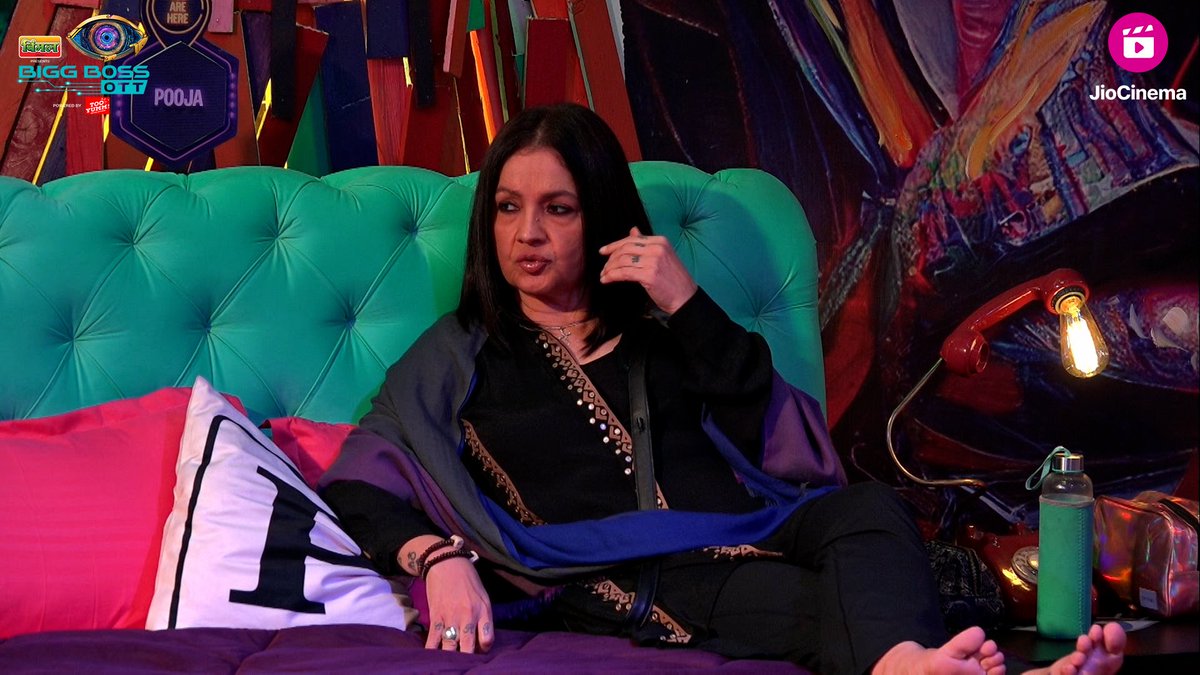 HotstarReality's tweet photo. Bebika and Pooja gauge Manisha’s EQ: Entertainment Quotient!
According to them, is it high or low?🧐
Find out on #BBOTT2 24 hours live feed on #JioCinema for free!
https://t.co/Nfmj7B7MFL
#BBOTT2
#BBOTT2onJioCinema #BiggBossOTT2 #PoojaBhatt #BebikaDhurve https://t.co/3NffU2HAMB