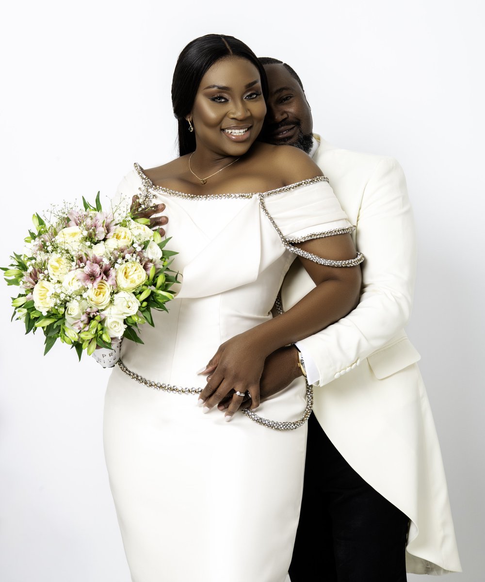 TAIBOBACAR's tweet photo. Today, Lizha chose joy. She chose a smile on her face, and a room full of laughter. 

We are honoured to have been part of this process, from making the dresses to organising such a heartfelt pre-wedding shoot. https://t.co/ifi0zmMhVQ