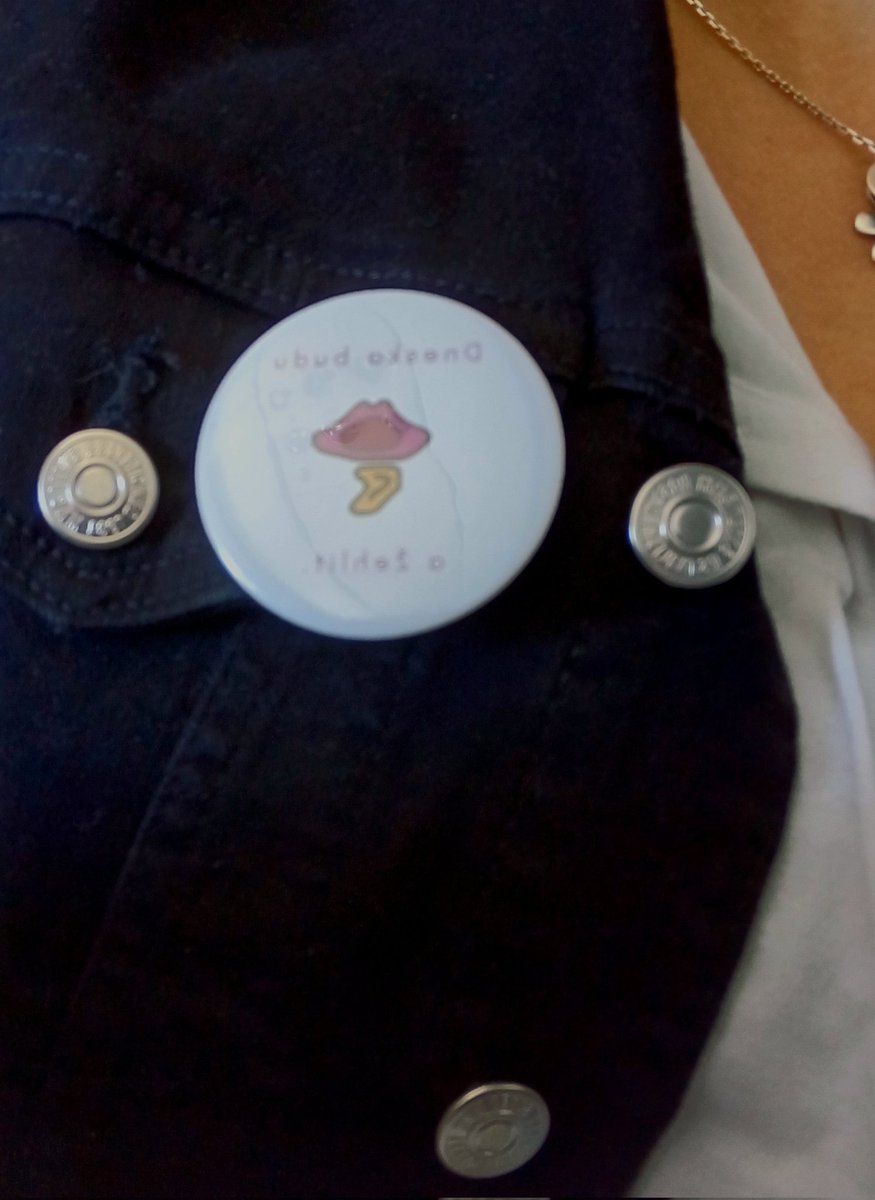 melanie_lancien's tweet photo. Proudly wearing my @icphs2023 #Praat badge back home. Can't wait to see my @Univ_Lorraine students' reactions in September !!!!
Meet you at my phonetics classes 🙃 https://t.co/hevQYTfGhn