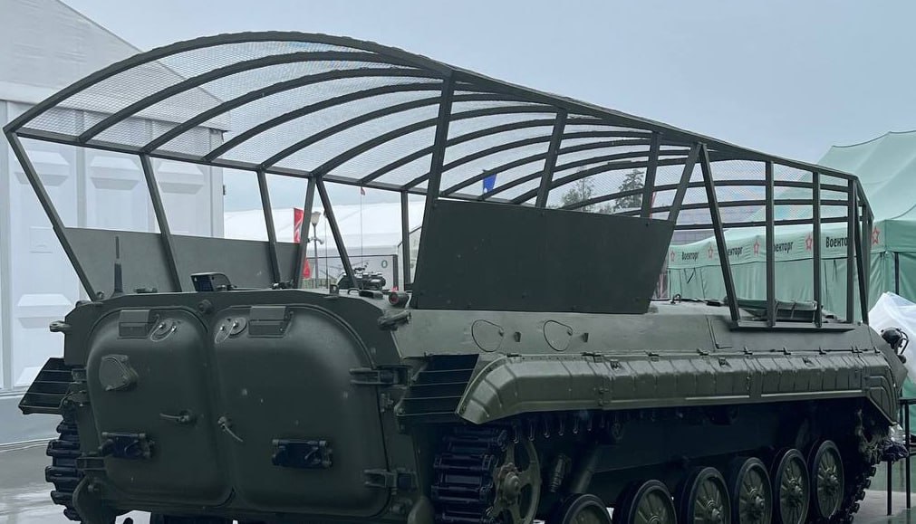 F3VpcroXcAAYNGN?format=jpg&name=medium