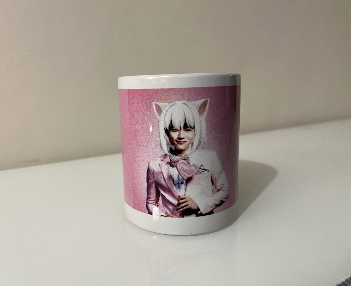gigatani's tweet photo. cw // rl

xᴀɴᴀᴅᴜ  ⠀ 

Masih gak bisa berhenti ngakak sore ini ngopi ngebul ditemenin gelas bang Kenichi kawaii vers. Walaupun ajaib gue akan tetep bilang makasih ke bang Ken dan Tenshu, sekarang gak perlu ngopi biar melek 😭 https://t.co/rb6ZDoz5T6