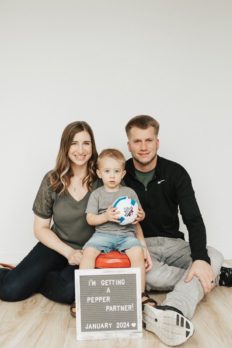 Laura Farney Ulrich tweet media