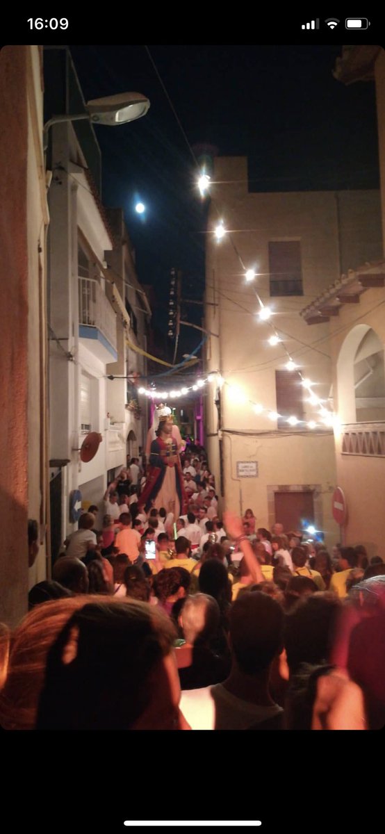 estelcalvo's tweet photo. Que queda res pels millors dies de l’any!!!!!!! https://t.co/jREgywrKs0
