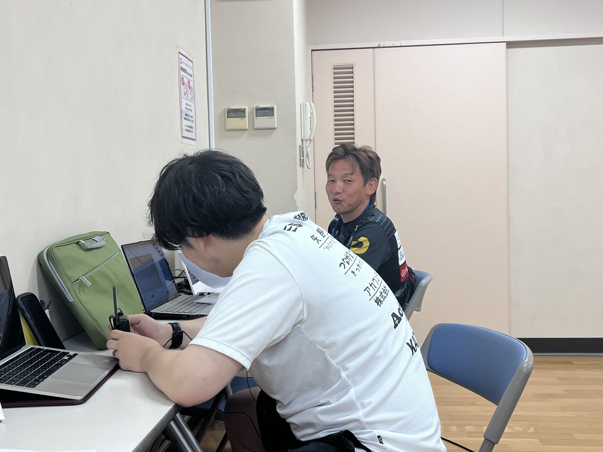 kazu23_analyst's tweet image. 関東リーグの運営が終わり帰宅。

どの試合も運営をする人がいて、選手がいて成り立つ。
今日の1部と2部の共催は特にそれを感じた。
運営面でも様々な学びを得る。
複数試合をどうやってスムーズに行うのか？
どのように運営に関わる人たちをコントロールするのか？
日々勉強。

#ThanksRespect 
#KFL