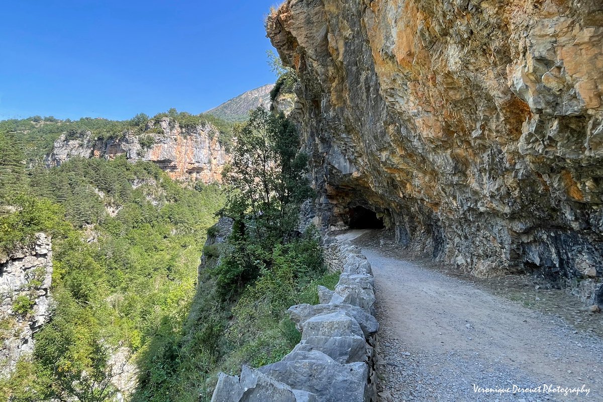 🇪🇸 Parque Nacional de Ordesa y Monte Perdido 
Aragón, Spain
Veronique Derouet 08/2023
#aragon #spain #parquenacionaldeordesaymonteperdido #canyon @ThePhotoHour
