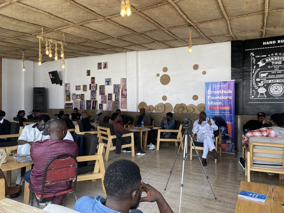 cresthub's tweet photo. We are live!

Murtala Ahmed, the CEO of SmartWeb sharing the SmartWeb story. https://t.co/65wovla0rJ