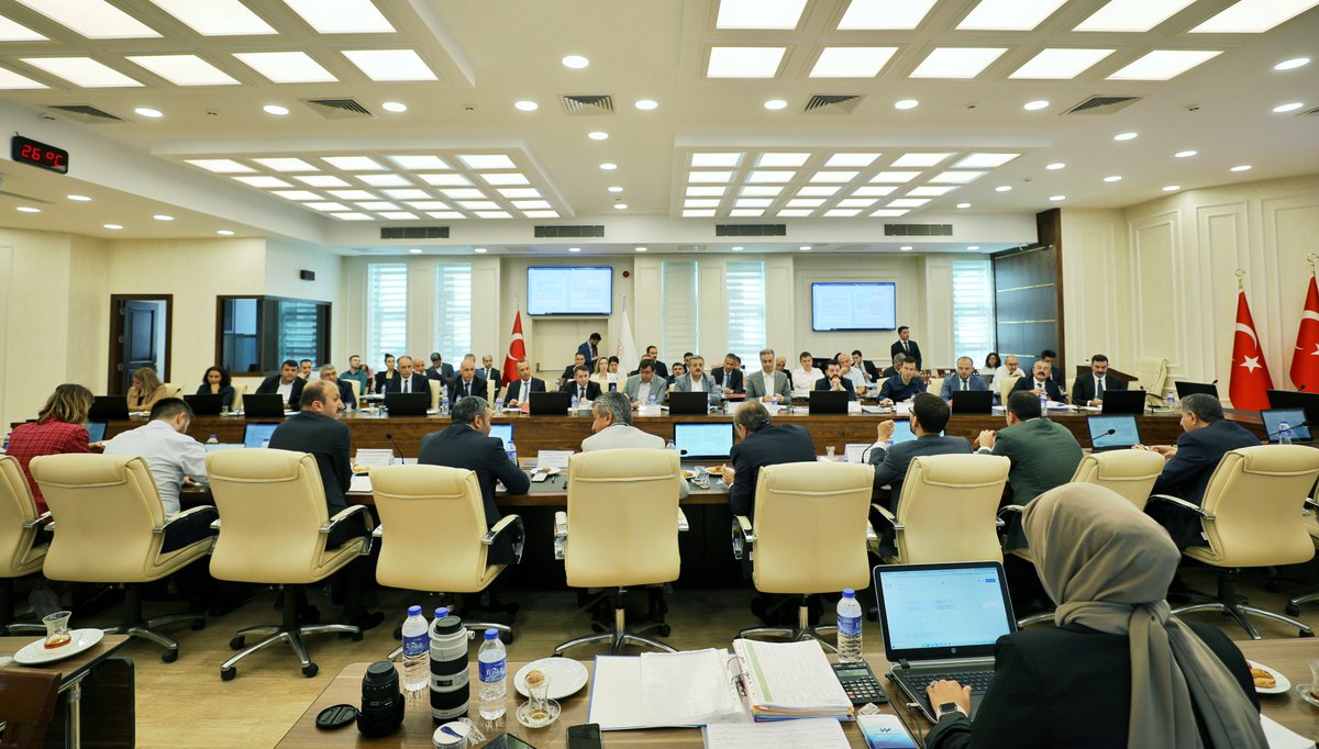 TOPLU SÖZLEŞME MÜZAKERE TOPLANTIMIZI GERÇEKLEŞTİRDİK

7. Dönem Toplu Sözleşme görüşmeleri Büro Hizmet Kolu müzakereleri ile devam etti.

Genel Yetkili Sendika olarak katıldığımız toplantı Çalışma ve Sosyal Güvenlik Bakanlığında yapıldı.

Toplantıya Genel Başkanımız Yusuf Yazgan,