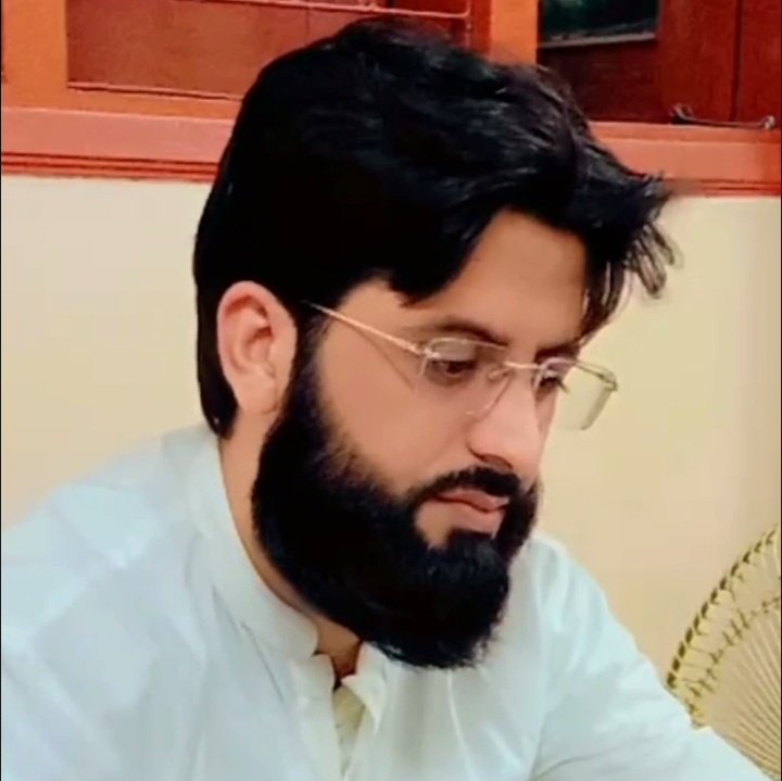 SwshlT's tweet photo. #NewProfilePic https://t.co/L3oOiZKQdM