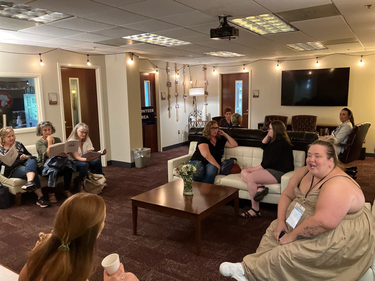 BeesonDivinity's tweet photo. Check out photos from the first night of the Women in Ministry Conference! Canโt wait to see what the Lord does today! #WIMC23 #WhyBeeson https://t.co/o5UCJXqduX