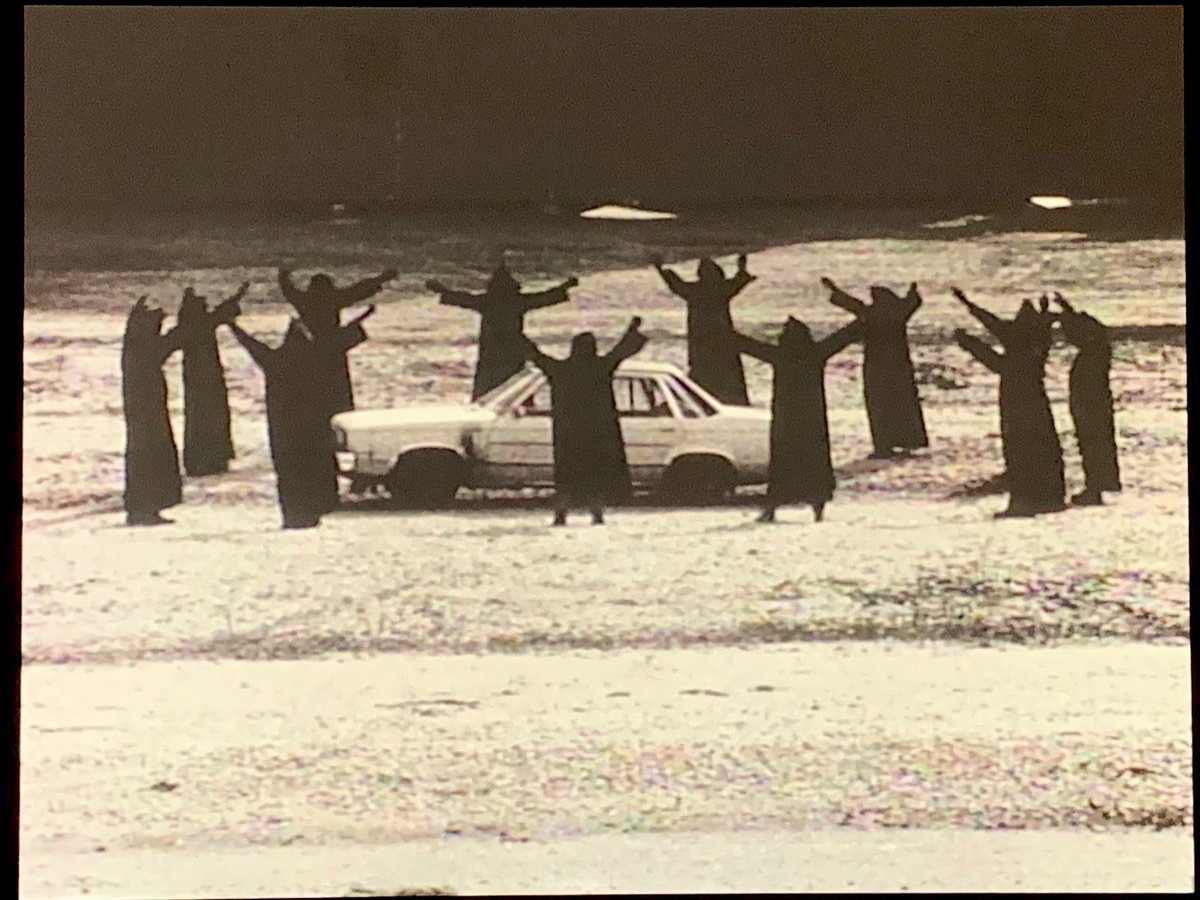 hotelforbugs's tweet photo. Coven (2000) https://t.co/0kuVsSDWy0