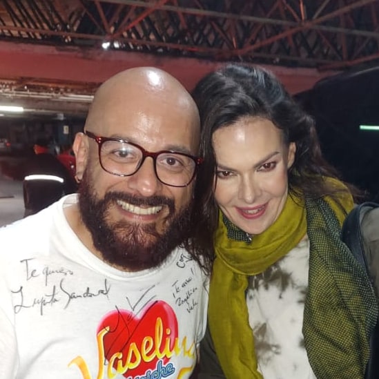 ANTHOR2's tweet photo. Por primera vez los tengo de cerca y en @Vaselina_Mexico @angelicavale no puedo pedir más https://t.co/qrl8YCXFES