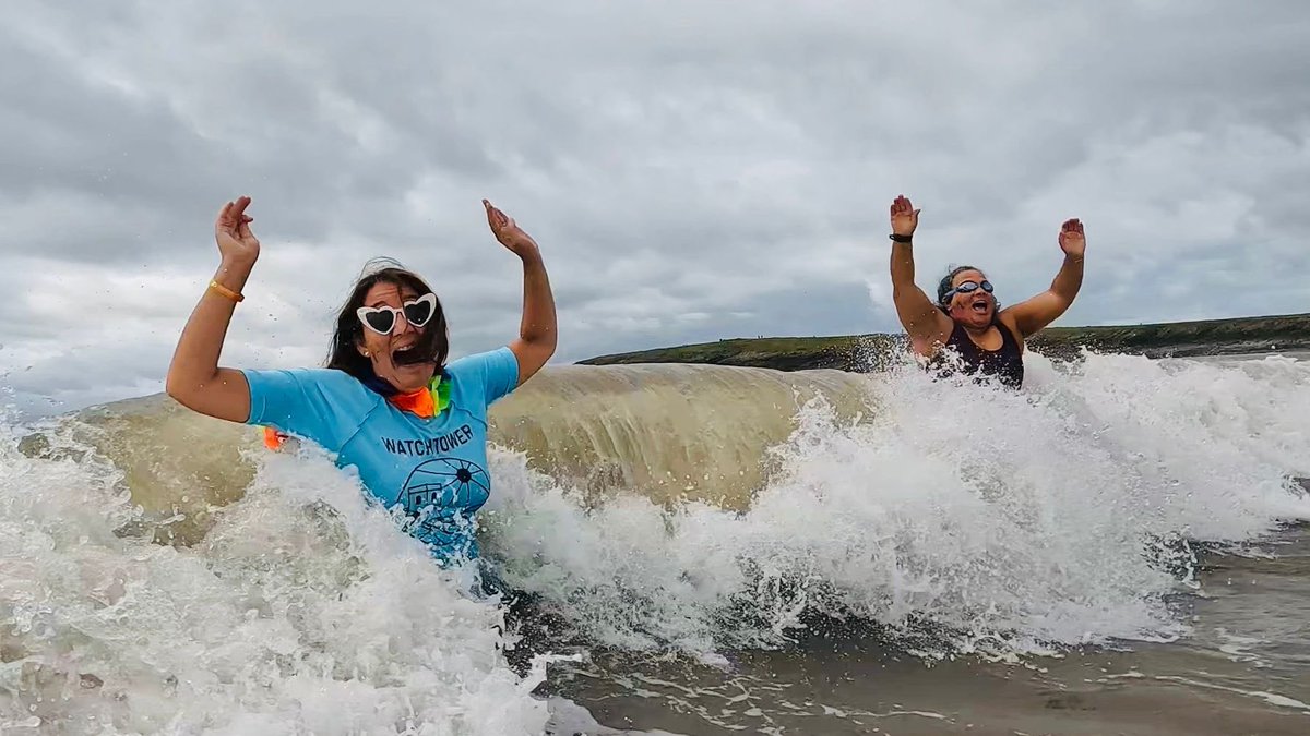 Diolch #watchtowerwaders for supporting <a href="/Barry_Pride/">Barry Pride</a> 🌈 It was great fun to join the march as a wader &amp; loved our very wavy pride swim at the end! <a href="/Barrybados/">#Barrybados</a> #wildswimming #barrypride