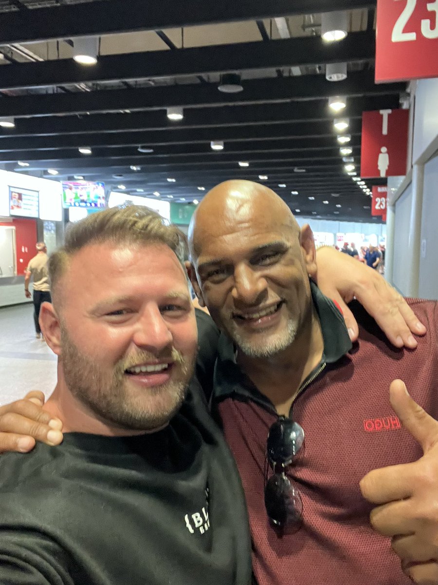 Shaun Ainscough tweet media