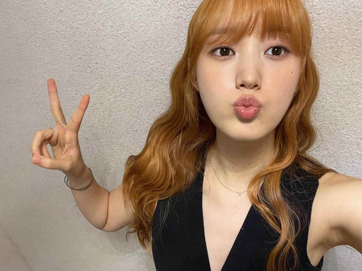 WekiMeki's tweet photo. 😘❤️ https://t.co/A5xrwaNLYX
