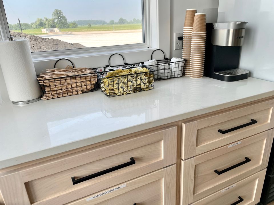 BacresG's tweet photo. When you stop in a Bacres Grain, come and enjoy our snack room! There is free coffee, drinks, snacks, and Ice Cream! We take great pride in providing this amenity, it is a testament to our commitment to the well-being and satisfaction of our valued drivers and customers. https://t.co/AAVGIZy7K9