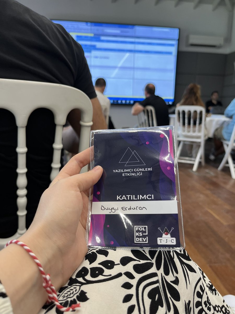 dygrdrn's tweet photo. Valla ben de geldim bir sistemcinin evrilerek yazılıma dalması diyebilirsiniz 🤩 #YazılımcıGünleri23 #DevOps 💙 https://t.co/OpyrlElQOI