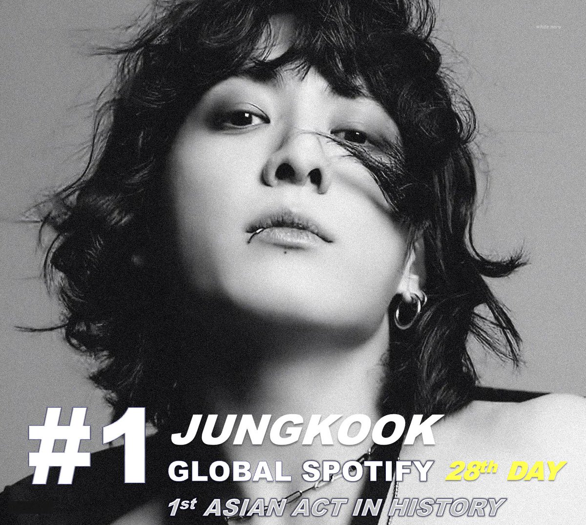 WORLDMUSICAWARD's tweet photo. #Jungkook is the 1ST and ONLY ASIAN ACT to chart at No. 1 for 28 days on Spotify Global, scoring another 9,162,391 filtered streams and a total of 297,409,894 so far!💪🐐👑💜  
Week 1 — 89,748,171 
Week 2 — 76,886,669 
Week 3 — 63,327,480 
Week 4 — 58,285,183  
Day 29 —9,162,391 (+766,583)
Total: 297,409,894
#JUNGLOOKRECORDBREAKER 
#JungKook_Seven 
#Jungkook #Seven