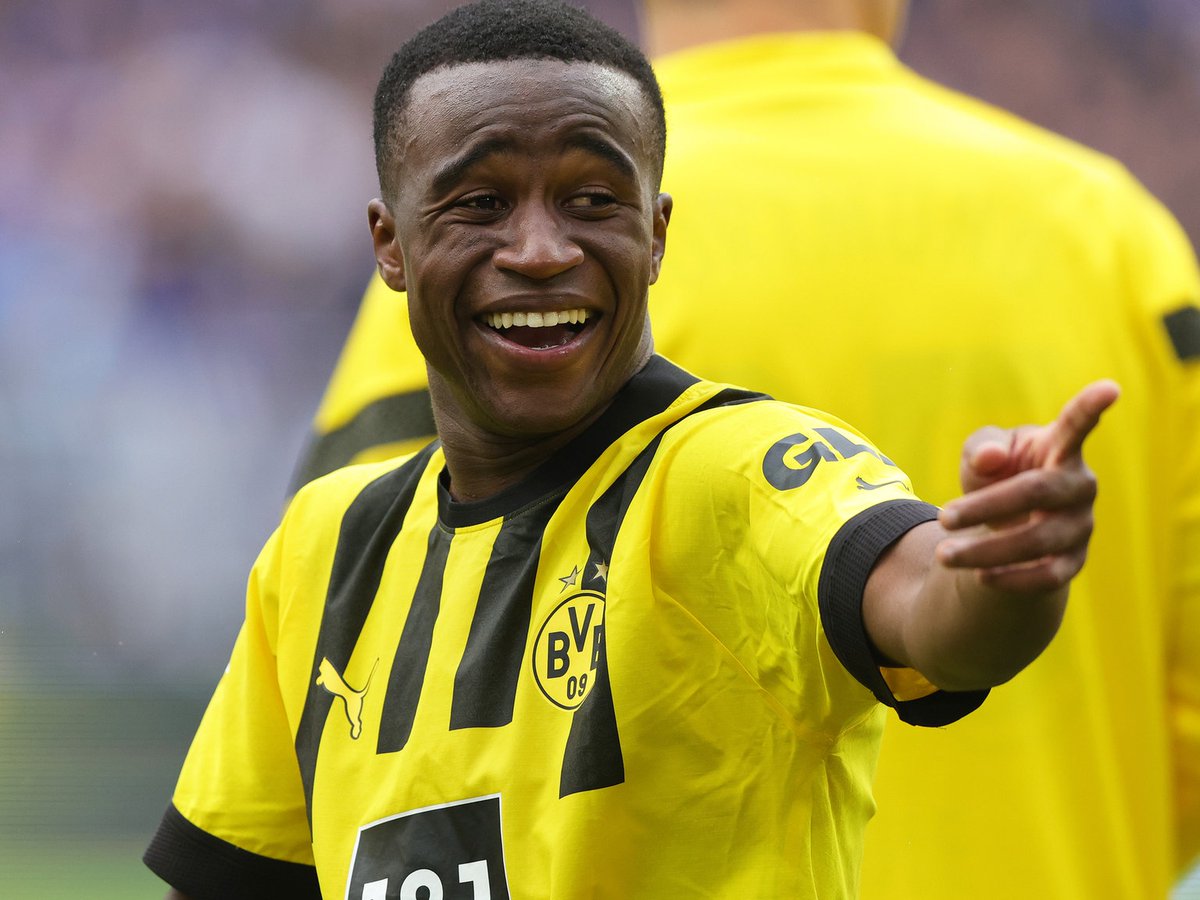 sattler_kirsten's tweet image. 1:6 Deckel druff 🥳🖤💛😂⚽️⚽️⚽️⚽️⚽️⚽️🍻🍻🍻🍻🍻🍻
#TSVBVB