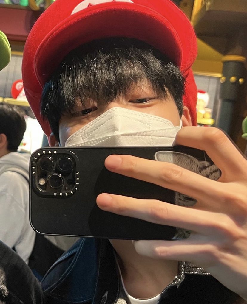 💬 tweet media