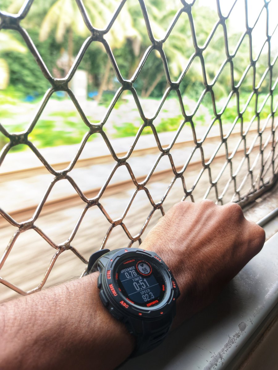 PatilTanvesh's tweet image. Can you imagine travelling at speeds of 90+ specially on Western side.
Well #mumbailocal can take you on such  joyrides !
Apparently #fastlocal was really fast today especially between the #dahishar to #borivali stretch !
#jaimumbai