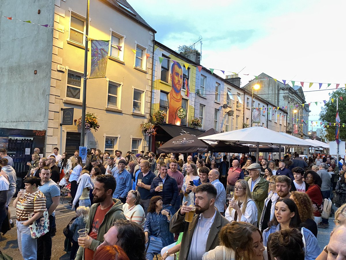WLR (@wlrfm) on Twitter photo Our final set from <a href="/BackroadSmokers/">Backroad Smokers Club</a> has started. #WaterfordMusicWeek and we’ve got a full street. Check them out on our live stream on our Facebook Our final set from <a href="/BackroadSmokers/">Backroad Smokers Club</a> has started. #WaterfordMusicWeek and we’ve got a full street. Check them out on our live stream on our Facebook